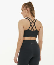 Cargar imagen en el visor de la galería, Model Back: Alto Giro Fitness Haut Top Supplex Tiras Costas Preto
