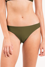 Cargar imagen en el visor de la galería, Bottom Shimmer-Croco Essential-Comfy
