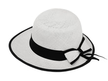 Cargar imagen en el visor de la galería, Model Back: De Punta En Blanco Chapeau Panama Lady Golf White Black
