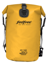 Cargar imagen en el visor de la galería, Model Front: Feelfree Sac De Plage Dry Tank 30L Yellow
