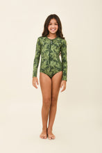 Cargar imagen en el visor de la galería, Girl Macae Folhagem Verde UPF50+
