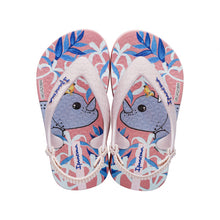 Cargar imagen en el visor de la galería, Model Front: Ipanema Sandales Ipanema Baby Rosa Rosa Azul
