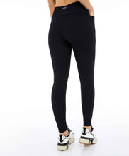 Cargar imagen en el visor de la galería, Legging Unique Recortes Preto
