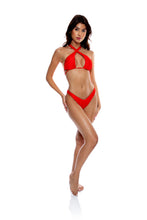 Cargar imagen en el visor de la galería, Model Front: Luli Fama Haut Top Cross High Lava Red
