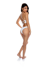 Cargar imagen en el visor de la galería, Model Back: Luli Fama Haut Top Underwired White

