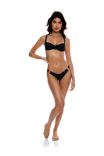 Cargar imagen en el visor de la galería, Model Front: Luli Fama Ensemble Wide Strap Black
