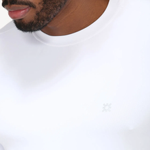 Cargar imagen en el visor de la galería, Men FPU50+ Uvpro Long Sleeve T-Shirt White Uv
