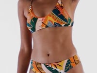 Cargar y reproducir el video en el visor de la galería, Video: Rio De Sol Haut Top El-Arco Bralette
