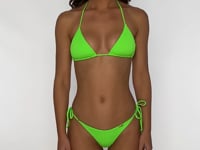 Cargar y reproducir el video en el visor de la galería, Video: Luli Fama Haut Top Wavy Ruched Que Sera Sera Neon Lime
