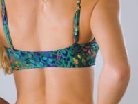 Cargar y reproducir el video en el visor de la galería, Video: Rio De Sol Haut Top Wilds Bandeau-Reto
