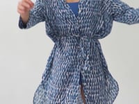 Cargar y reproducir el video en el visor de la galería, Video: Rio De Sol Chemise Chuva Chemise Gabriele
