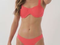 Cargar y reproducir el video en el visor de la galería, Video: Rio De Sol Bas Bottom Malibu-Folia Essential-Comfy
