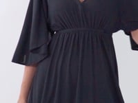 Cargar y reproducir el video en el visor de la galería, Video: Rio De Sol Vêtement De Plage Black Mini Dress
