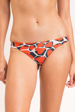 Cargar imagen en el visor de la galería, Gallery: Rio De Sol Bas Bottom Amore-Red Essential-Comfy
