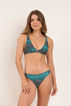 Cargar imagen en el visor de la galería, Model Front: Rio De Sol Bas Bottom Brisa Essential-Comfy
