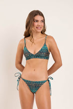 Cargar imagen en el visor de la galería, Model Front: Rio De Sol Bas Bottom Brisa Ibiza-Comfy
