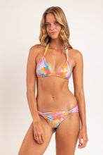 Cargar imagen en el visor de la galería, Model Front: Rio De Sol Bas Bottom Cloud Mel
