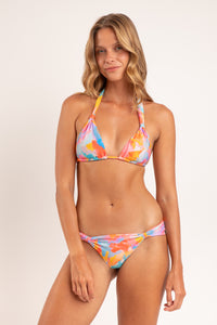 Model Front: Rio De Sol Bas Bottom Cloud Mel