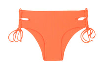 Cargar imagen en el visor de la galería, Product Front: Rio De Sol Bas Bottom Dende Madrid
