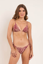 Cargar imagen en el visor de la galería, Model Front: Rio De Sol Bas Bottom Dune Ibiza-Comfy
