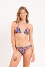 Cargar imagen en el visor de la galería, Model Front: Rio De Sol Bas Bottom Euphoria Essential-Comfy
