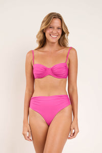 Model Front: Rio De Sol Bas Bottom Fluity-Amor Amy