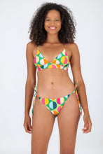 Cargar imagen en el visor de la galería, Model Front: Rio De Sol Bas Bottom Garden-City Ibiza
