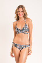 Cargar imagen en el visor de la galería, Image 09: Rio De Sol Bas Bottom Ikat Madrid
