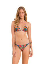 Cargar imagen en el visor de la galería, Model Front: Rio De Sol Bas Bottom Jungle Ibiza-Comfy
