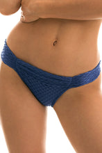Cargar imagen en el visor de la galería, Gallery: Rio De Sol Bas Bottom Kiwanda Denim Bandeau
