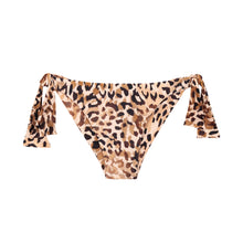 Cargar imagen en el visor de la galería, Product Front: Rio De Sol Bas Bottom Leopard Italy
