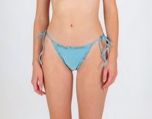 Cargar imagen en el visor de la galería, Model Front: Rio De Sol Bas Bottom Mirante Frufru-Comfy
