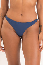 Cargar imagen en el visor de la galería, Gallery: Rio De Sol Bas Bottom Navy Nice-Fio
