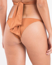Cargar imagen en el visor de la galería, Image 05: Rio De Sol Bas Bottom Nocciola Cheeky-Fixa
