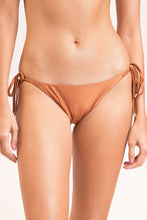 Cargar imagen en el visor de la galería, Gallery: Rio De Sol Bas Bottom Nocciola Ibiza-Comfy

