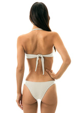 Cargar imagen en el visor de la galería, Model Back: Rio De Sol Bas Bottom Perola Bandeau
