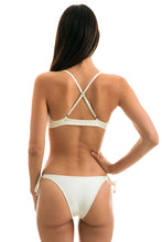 Cargar imagen en el visor de la galería, Model Back: Rio De Sol Bas Bottom Perola Tri Arg
