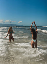 Cargar imagen en el visor de la galería, Image 12: Rio De Sol Bas Bottom Pua-Valley Kai

