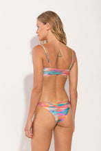 Cargar imagen en el visor de la galería, Model Back: Rio De Sol Bas Bottom River Essential

