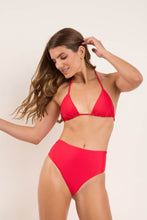 Cargar imagen en el visor de la galería, Image 07: Rio De Sol Bas Bottom Rouge Hotpants
