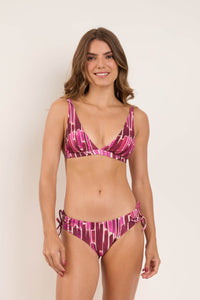 Model Front: Rio De Sol Bas Bottom Shade Madrid