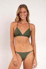 Cargar imagen en el visor de la galería, Model Front: Rio De Sol Bas Bottom Shimmer-Croco Cheeky-Noa
