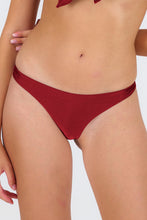 Cargar imagen en el visor de la galería, Gallery: Rio De Sol Bas Bottom Shimmer-Divino Nice-Fio
