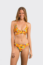 Cargar imagen en el visor de la galería, Model Front: Rio De Sol Bas Bottom Stories Ciao
