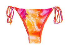Cargar imagen en el visor de la galería, Product Front: Rio De Sol Bas Bottom Tiedye-Red Ibiza
