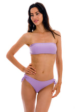 Cargar imagen en el visor de la galería, Model Front: Rio De Sol Bas Bottom Uv-Harmonia Madrid
