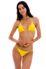 Cargar imagen en el visor de la galería, Model Front: Rio De Sol Bas Bottom Uv-Melon Cheeky-Fixa
