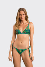 Cargar imagen en el visor de la galería, Model Front: Rio De Sol Bas Bottom Wilds Cheeky-Tie
