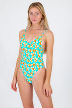 Cargar imagen en el visor de la galería, Model Front: Rio De Sol Une Pièce Dubai Hype
