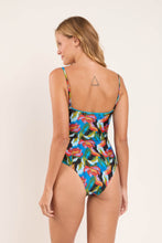 Cargar imagen en el visor de la galería, Model Back: Rio De Sol Une Pièce Flair Cleo
